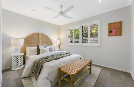 Villa, 4 Bedrooms | 4 bedrooms, iron/ironing board, free WiFi