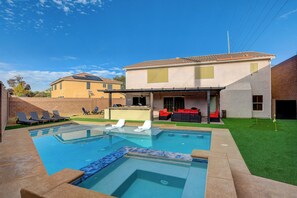 Piscine extérieure, piscine chauffée