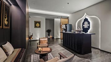Soins corporels, soins d'aromathérapie, massages thaïs