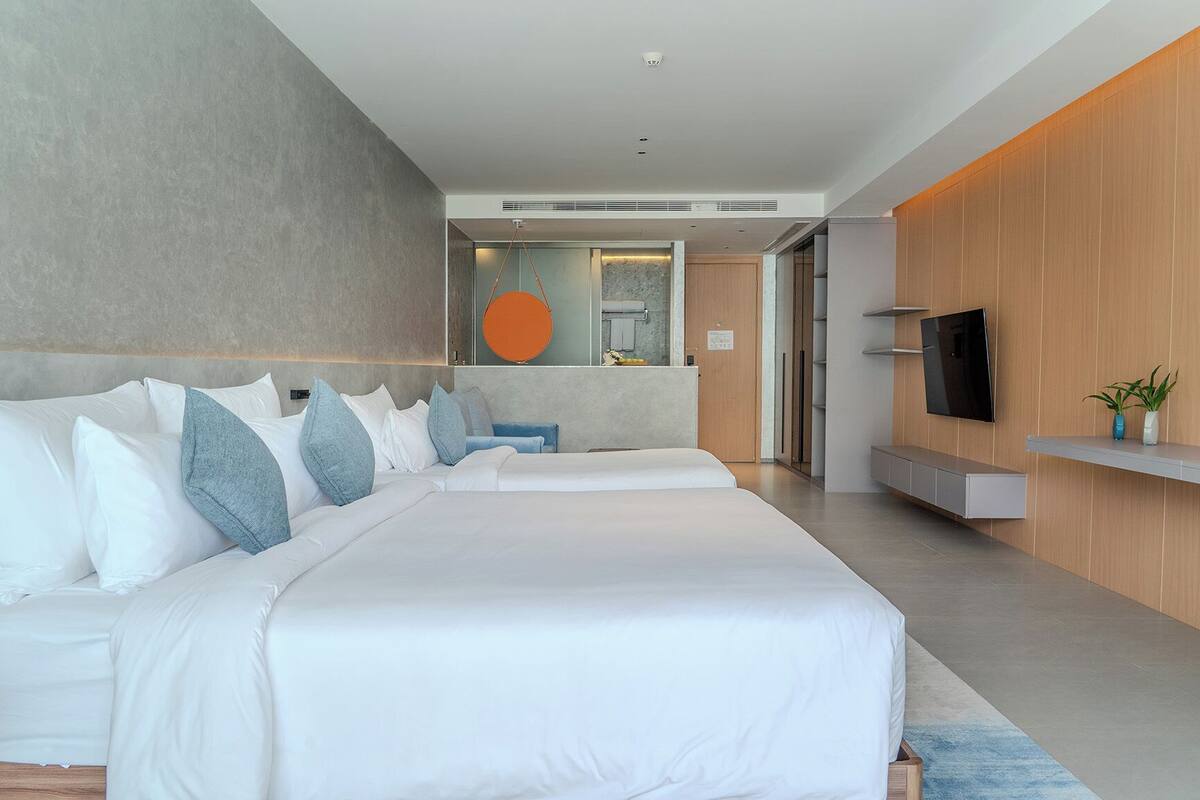 Premier Triple Room, Balcony, Pool View