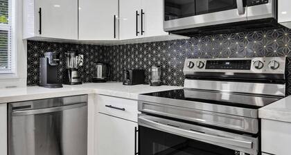 Hollywood Lux Retreat