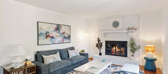 Poolside Retreat - spacious 4-bedroom retreat with pool, hot tub, game room&more