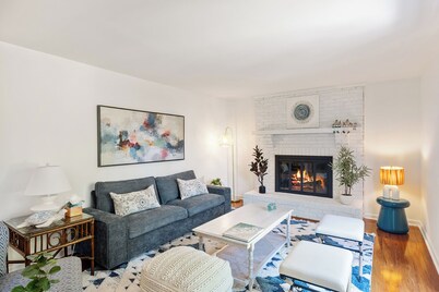 Poolside Retreat - spacious 4-bedroom retreat with pool, hot tub, game room&more
