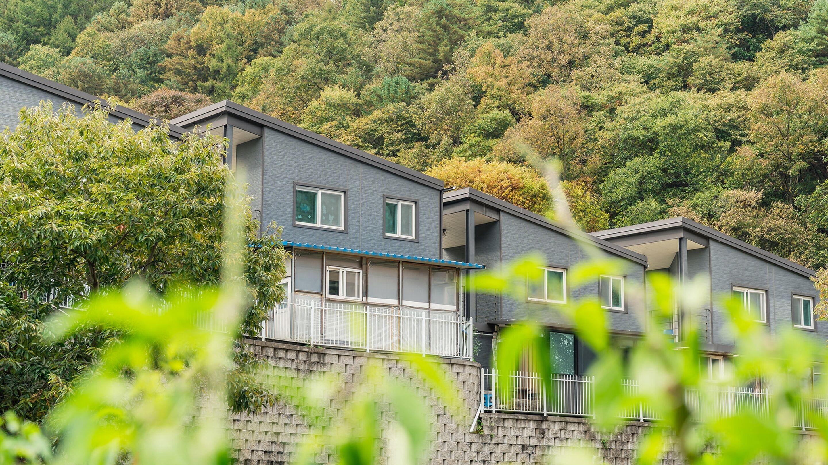 المنشأة من الخارج