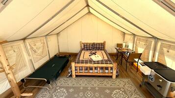 1 quarto, Wi-Fi de cortesia, roupa de cama