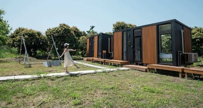 Tsinghua Tiny Home 1 by Tiny Away (清華之家1)