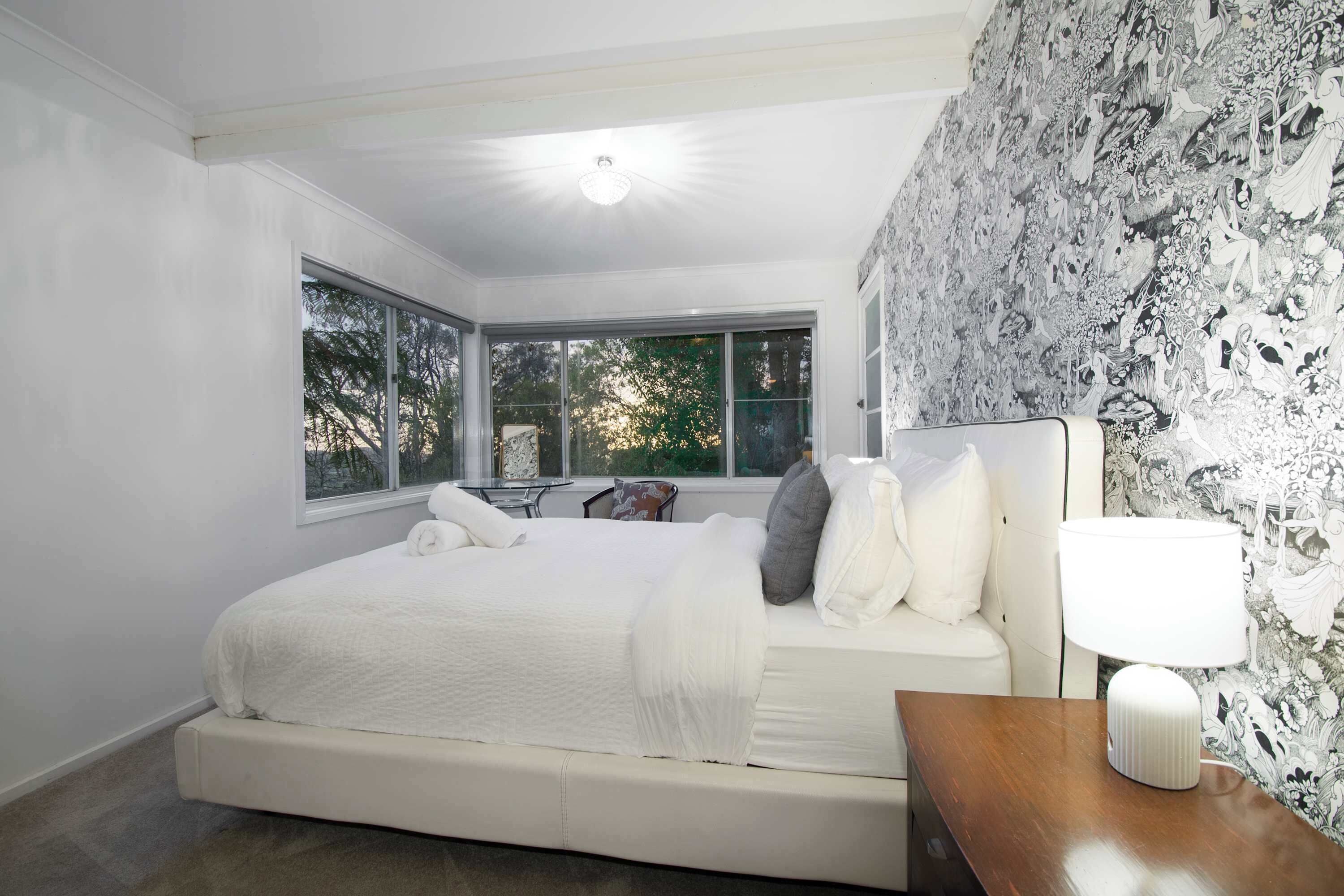 3 bedrooms, desk, iron/ironing board, WiFi