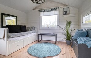 3 bedrooms, travel crib, free WiFi