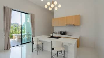 Deluxe-Villa, 3 Schlafzimmer, Poolblick | Eigene Küche