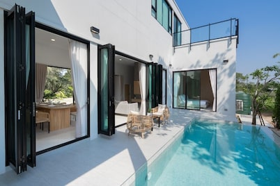 Lyntara Pool Villa Nongkhai