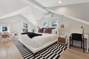 4 chambres, fer et planche à repasser, lit parapluie, Wi-Fi gratuit