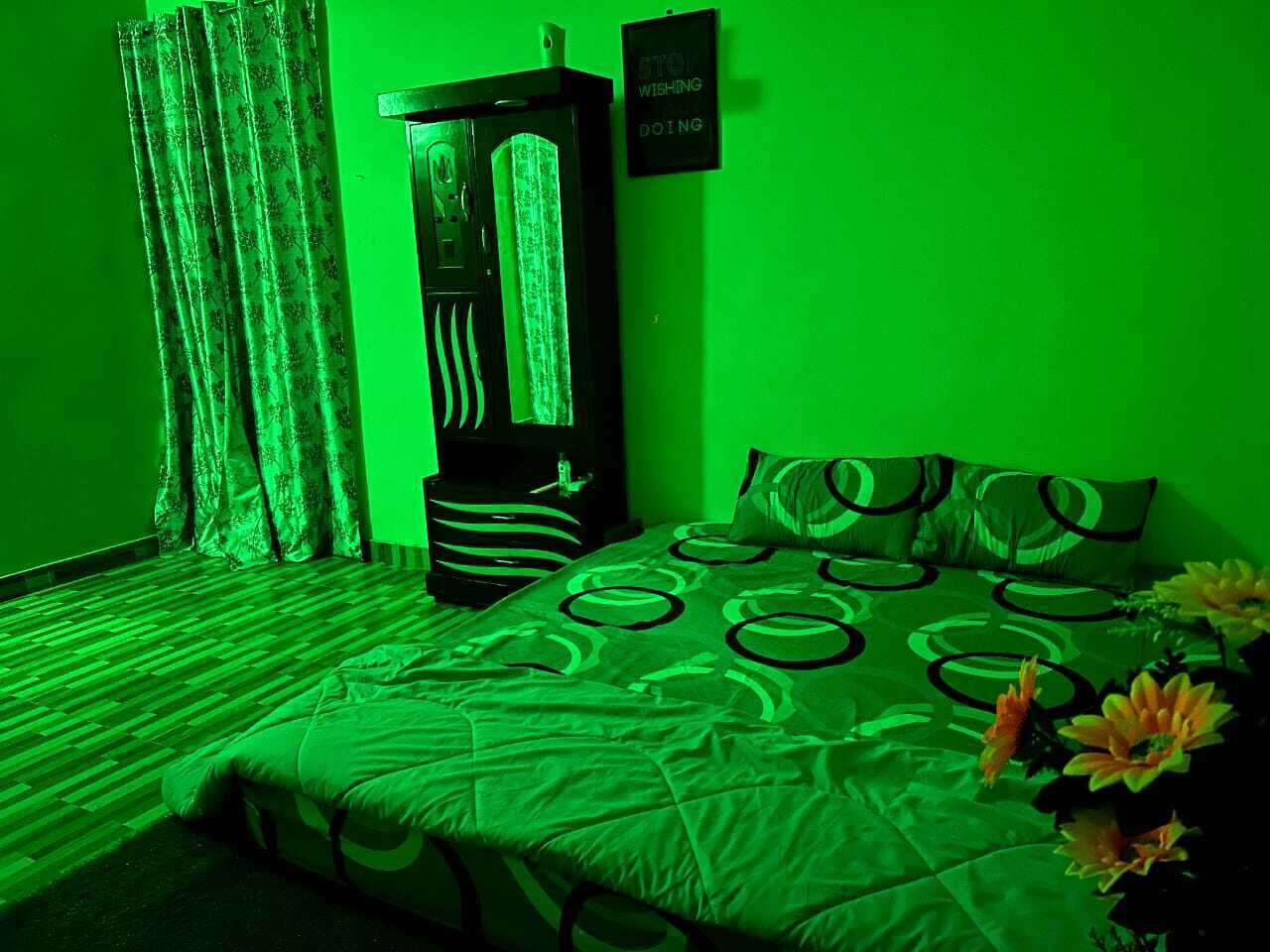 2 chambres, fer et planche à repasser, Wi-Fi gratuit, draps fournis