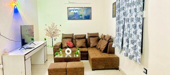 JVS Zone- 2bhk Farmvilla with a big lawn in 63 A Noida