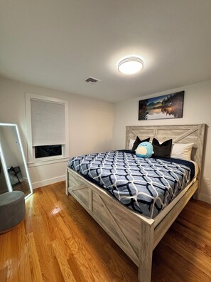 4 bedrooms, iron/ironing board, travel cot, free WiFi