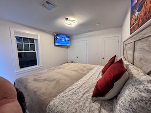 4 bedrooms, iron/ironing board, travel cot, free WiFi