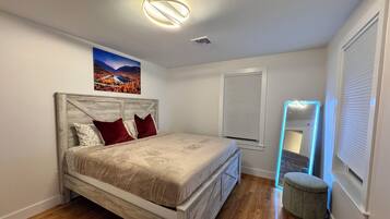 4 bedrooms, iron/ironing board, travel crib, free WiFi