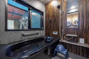 Luxury Villa | Bathroom | Slippers - Yatari (Osaka)