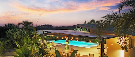 المنشأة من الخارج