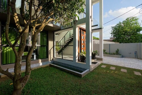 Green Vibe -Two Bedroom Pool View Apartment in Colombo