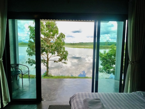 Kahden hengen standard-huone | Näkymä järvelle