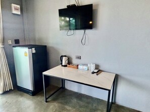 Standard Twin Room | Free WiFi, bed sheets