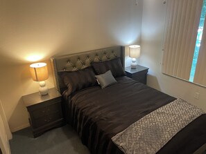 4 soverom, strykejern/-brett, wi-fi og sengetøy