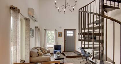 Mtn-View Gem w/ Grill: 2 Mi to Dtwn Livingston