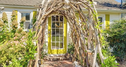 Bungalow w/ Large Yard: 8 Mi to Cape Charles Beach