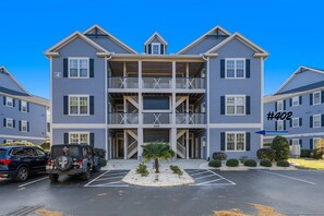 Imagen sin descripción, 3 de 42, botón