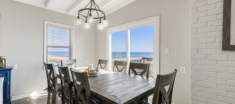 Oceanfront Dog-Friendly Vacation Rental – Breathtaking Views & Spacious Decks!