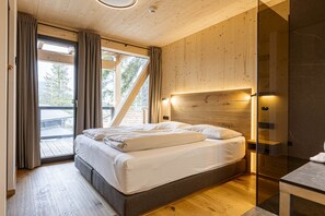 4 bedrooms, free WiFi, bed sheets