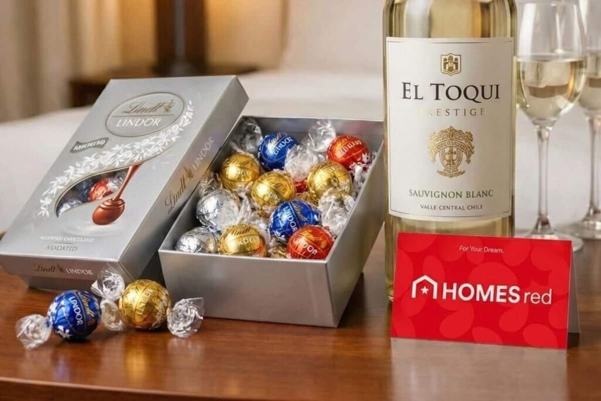 In-room safe, iron/ironing board, free WiFi, bed sheets