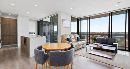 Luxe 2-Bed: Modern Interiors, Balcony & BBQ Area
