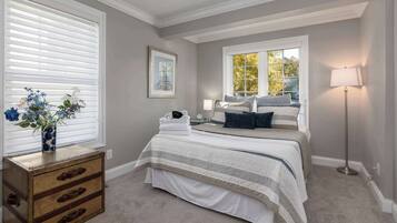 3 sovrum, strykjÀrn/strykbrÀda, wi-fi och sÀngklÀder