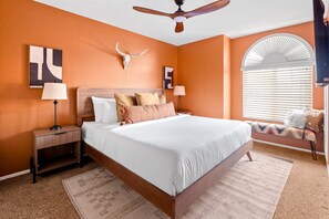 6 bedrooms, iron/ironing board, travel crib, WiFi - Sport Court Pool Hot Tub Pool Table Fire Pit Games (Glendale)