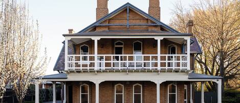 Majoituspaikan julkisivu