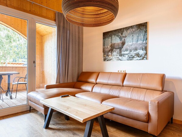 Apartment | Living room