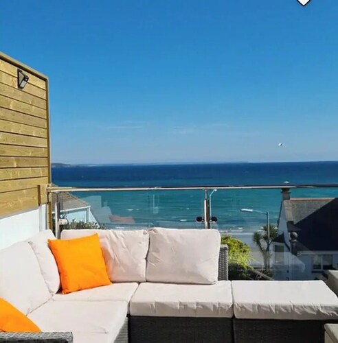 Bayview Cottage, Penzance with great sea views over the Bay & St Michaels Mount