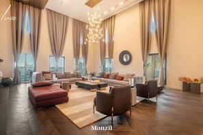 7 bedrooms - Luxury Sky Villa w Private Pool Sea View in Palm (Dubai)
