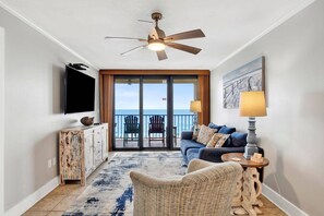 TV - Phoenix II 2062 ~ In/Out/Kiddie Pools, Hot Tub, Sauna + $400 in FREE Activities Daily ~ Zoo/Parasail (Orange Beach)