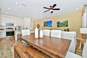 Fridge, oven, stovetop, dishwasher - Lovely Villa near Disney with Margaritaville Resort Access - 3124CS (Kissimmee)