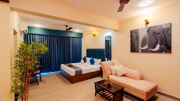 Royal Double Room | Bed sheets