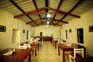 Restaurant - The Pear County (Kodaikanal)