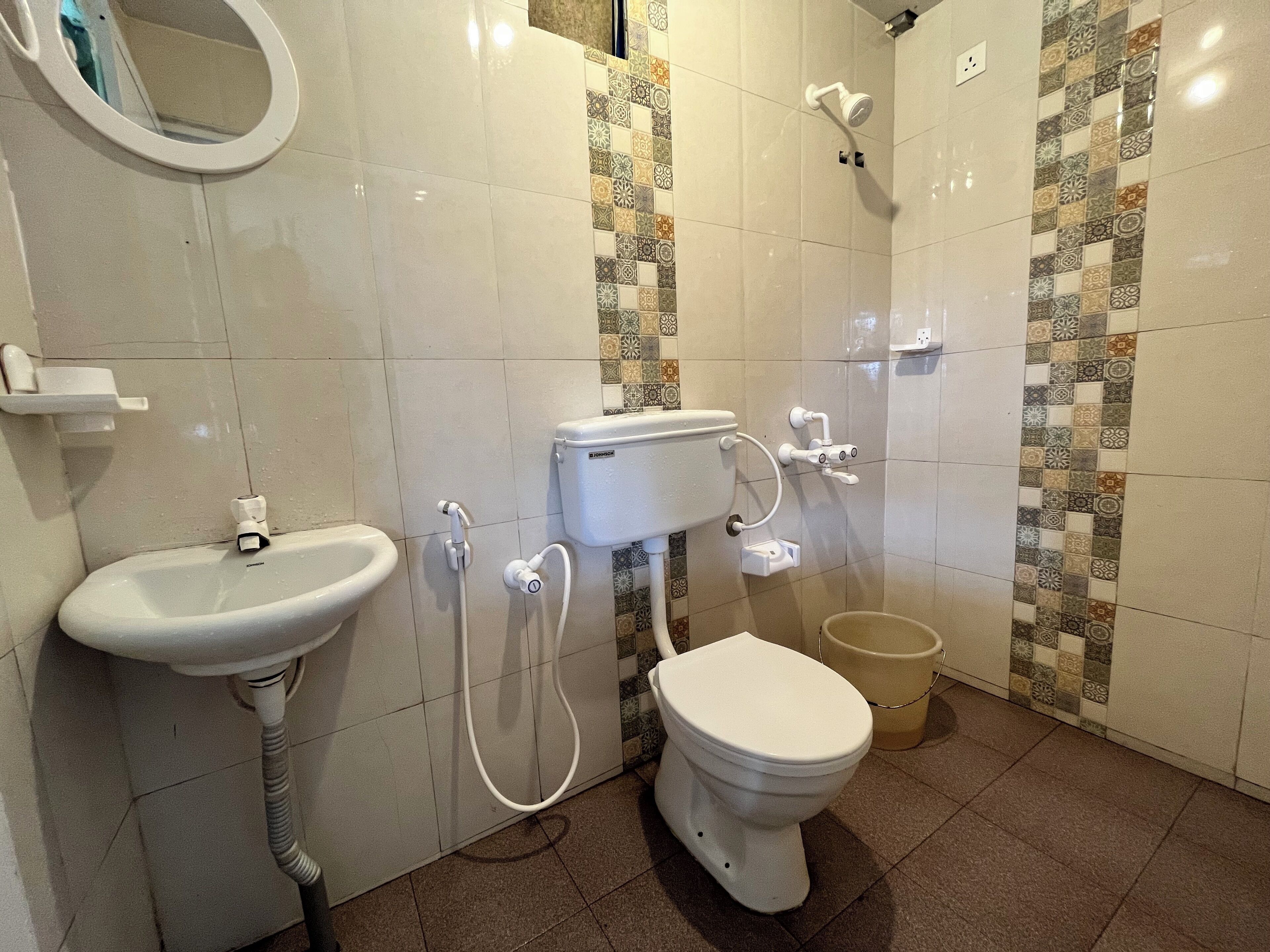 Hytte – panorama, fjellutsikt | Bad | Dusj, håndklær, såpe og toalettpapir