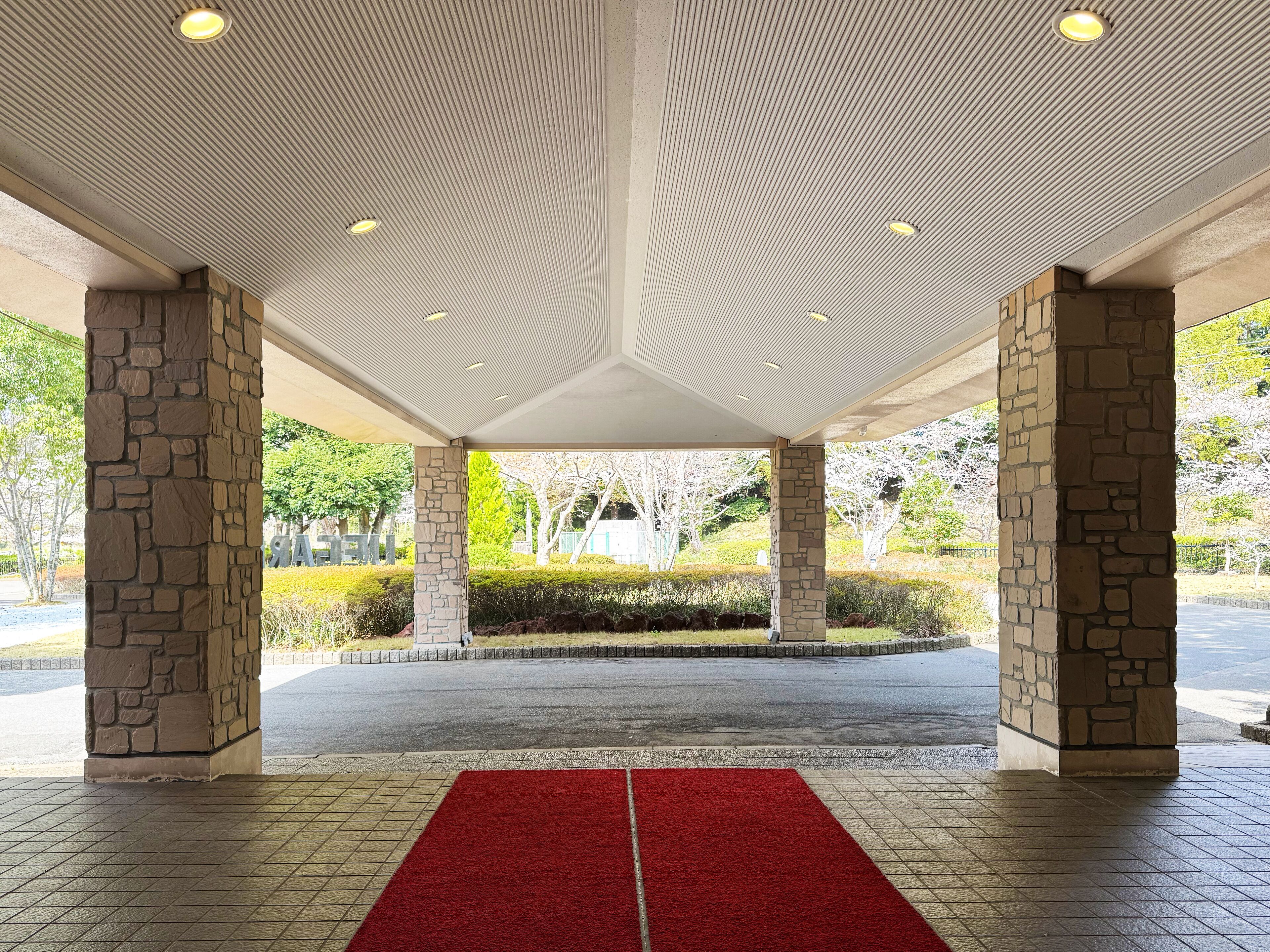 Overnatningsstedets indgangsparti