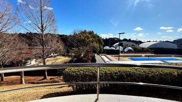 Deluxe Twin Room | In-room safe, iron/ironing board, free WiFi, bed sheets