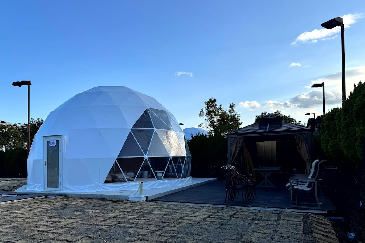 In-room safe, iron/ironing board, free WiFi, bed sheets