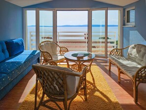 TV - Apartment Lille by Interhome (Trogir/Okrug Gornji)