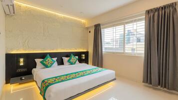 Premium Room | Individually furnished, desk, blackout curtains, iron/ironing board