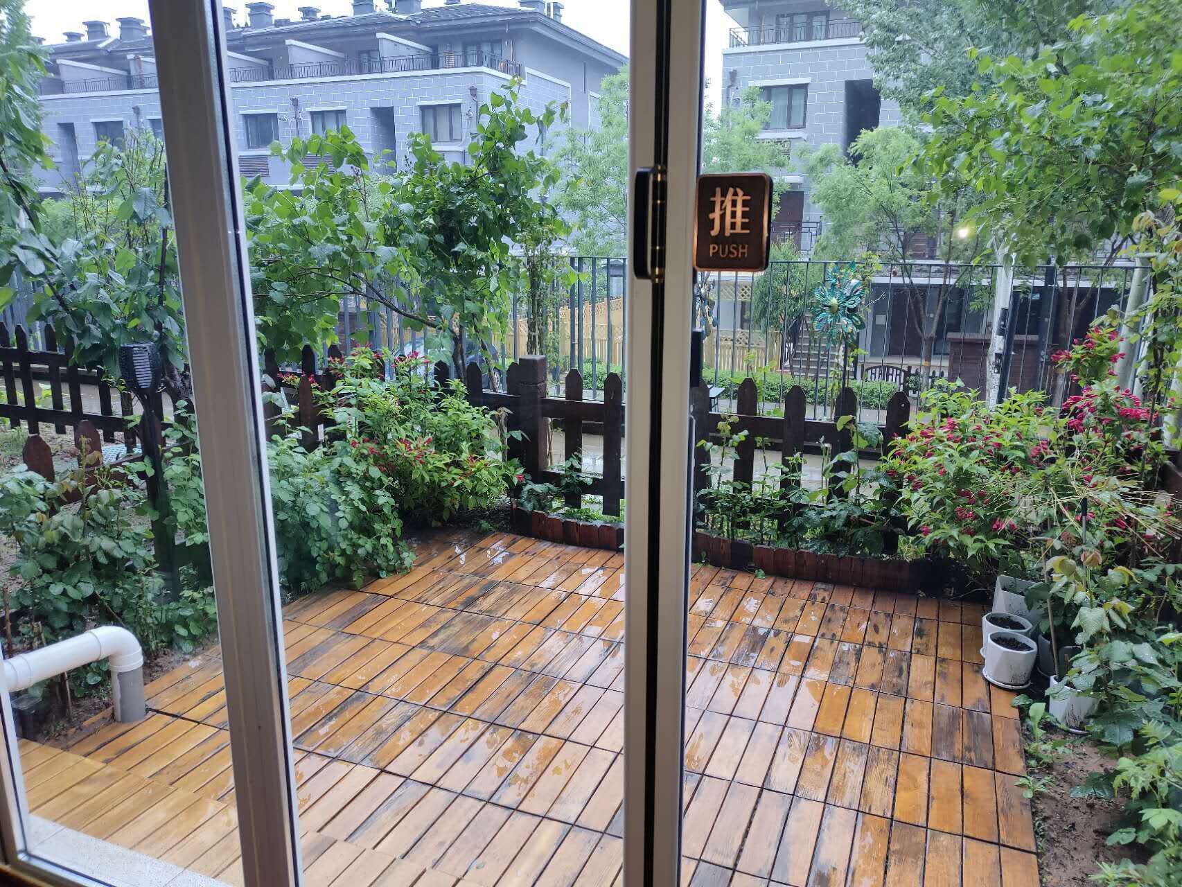 美國田園風大床房 | 露台/庭院